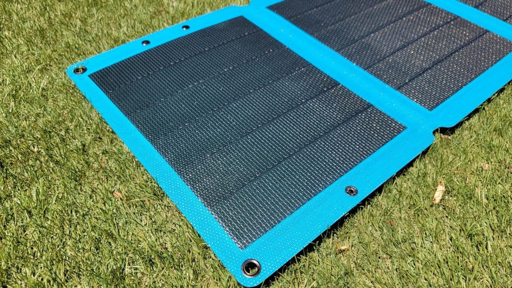 Anker 515 solar panel up close